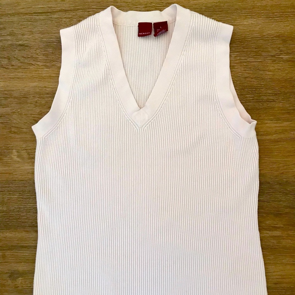 Merona pink sweater vest size large